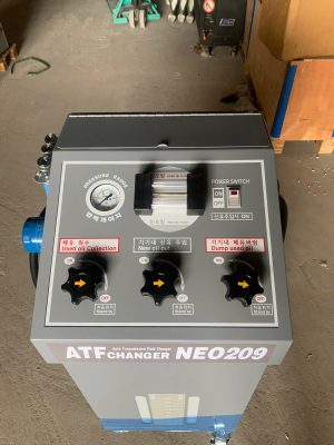 Máy thay dầu hộp số Neomotec 209
